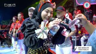 Download lagu Selvy Anggraeni - Camelia Familys Group Live Cover HUT RI Ke 81Thn Alun Alun Depok mp3