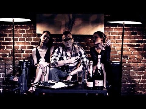 Xenos feat. Manuellsen - Bizeps Latissimus [official HD Video]