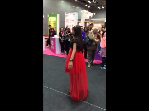 Erissa Puteri - Flashlight (Cover)