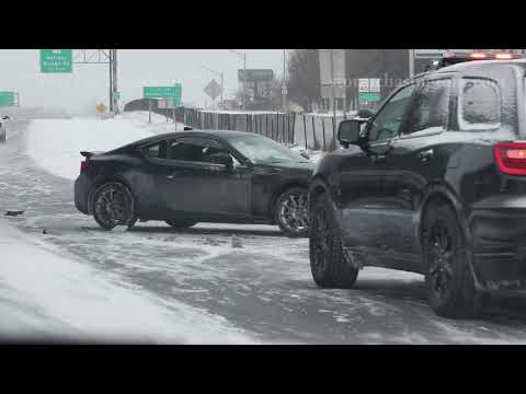 02-15-2021 Saint Louis, Missouri - Winter Storm Warning - Slick Roads