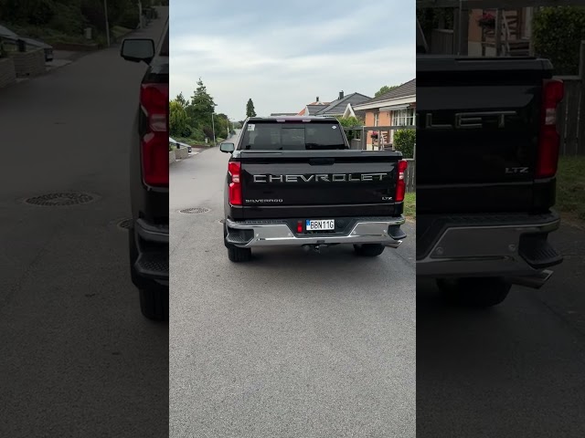 1084999 Chevrolet Silverado 1500 Double Cab 5.3 V8 4WD - 2019