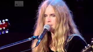 Juana Molina: Dar | La Ballena Azul