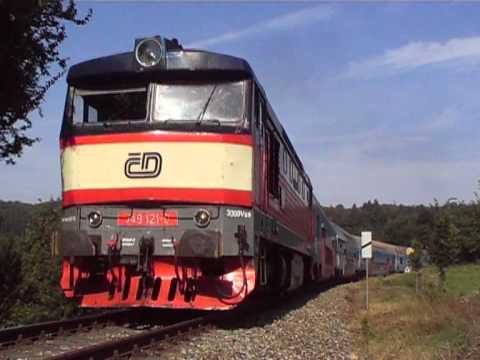 749 121 na čele os. 9055, 9058 a 749.107 na čele sv.,os. 9057 - sestřih - 18.8.2013.