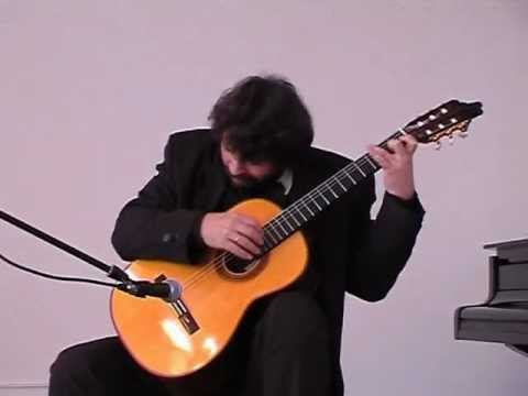 Evgeni Finkelstein plays Lute Suite In A Minor by Robert de Visee (1/4)
