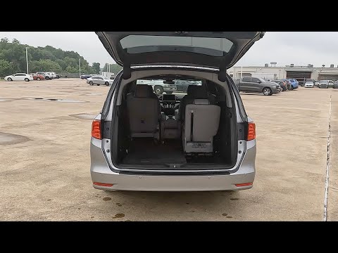 2024 Honda Odyssey Tutorials - How To Use Stowing Magic Rear Seats