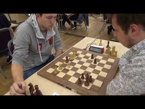 Demidov shows surviving 🐈 skills: Demidov - Bernadskiy, Tal memorial blitz