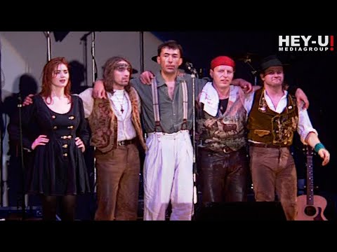 Hubert von Goisern - Iawaramoi & Schleiniger [Live Dahoam 1993]