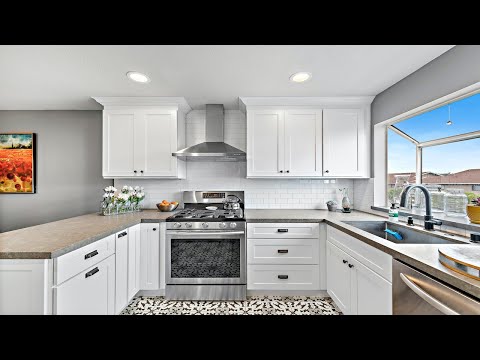 HOT NEW COSTA MESA LISTING