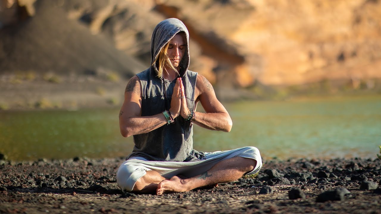 15 min Guided Meditation For Peace, Focus, & A Powerful Mind