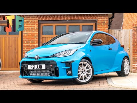 GR Yaris - NEW WHEELS! 😍 Cleaning used ALLOYS & Setting up TPMS Sensors 🔧