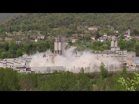 Miniranje silosov za cement (neuspešno) - Salonit Anhovo - 18.4.2020