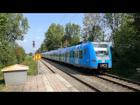 Hallbergmoos mit Zügen der S1 auf der S8-Strecke • Bahnland Bayern S-Bahn • Redesign 423 • Makro