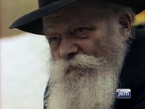 Huge Technological Feat | Chanukah Live | 1990