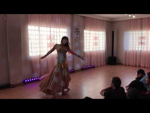 Giselle Bellas - Festa Estúdio Mahaila El Helwa - 2ª entrada