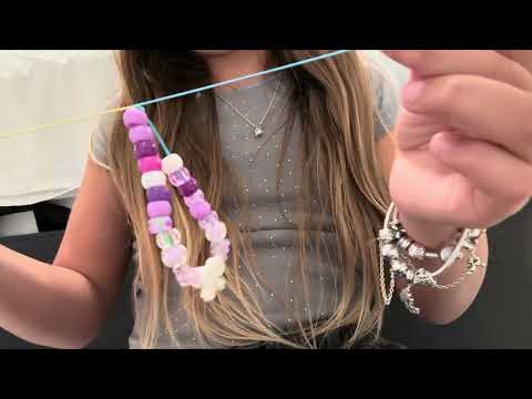 𝙲𝚘𝚖𝚎 𝚖𝚊𝚔𝚎 𝚊 DIY PURPLE BRACELET 💜