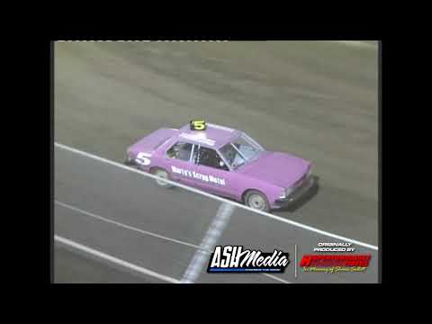 QSCA Junior Sedans: A-Main - Charlton Raceway - 13.01.2006