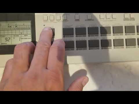 Casio RZ-1, Roland TR-626 swinging together (boom bap, electro bap, hip hop)