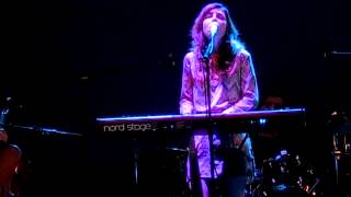 Julia Holter (8) Maxim's II @ Flow 2013.8.11, Helsinki