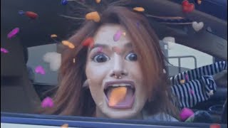 B*tch I'm Bella Thorne but every time she says Bella Thorne it speeds up