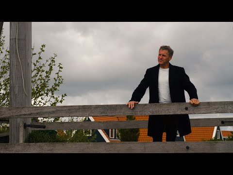 Pierre van Dam - Ik heb jouw foto van de muur getrokken (Officiële videoclip)