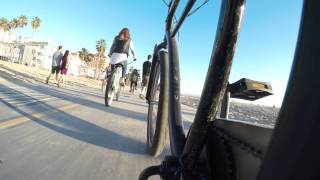 Riding Beach Cruiser 4K