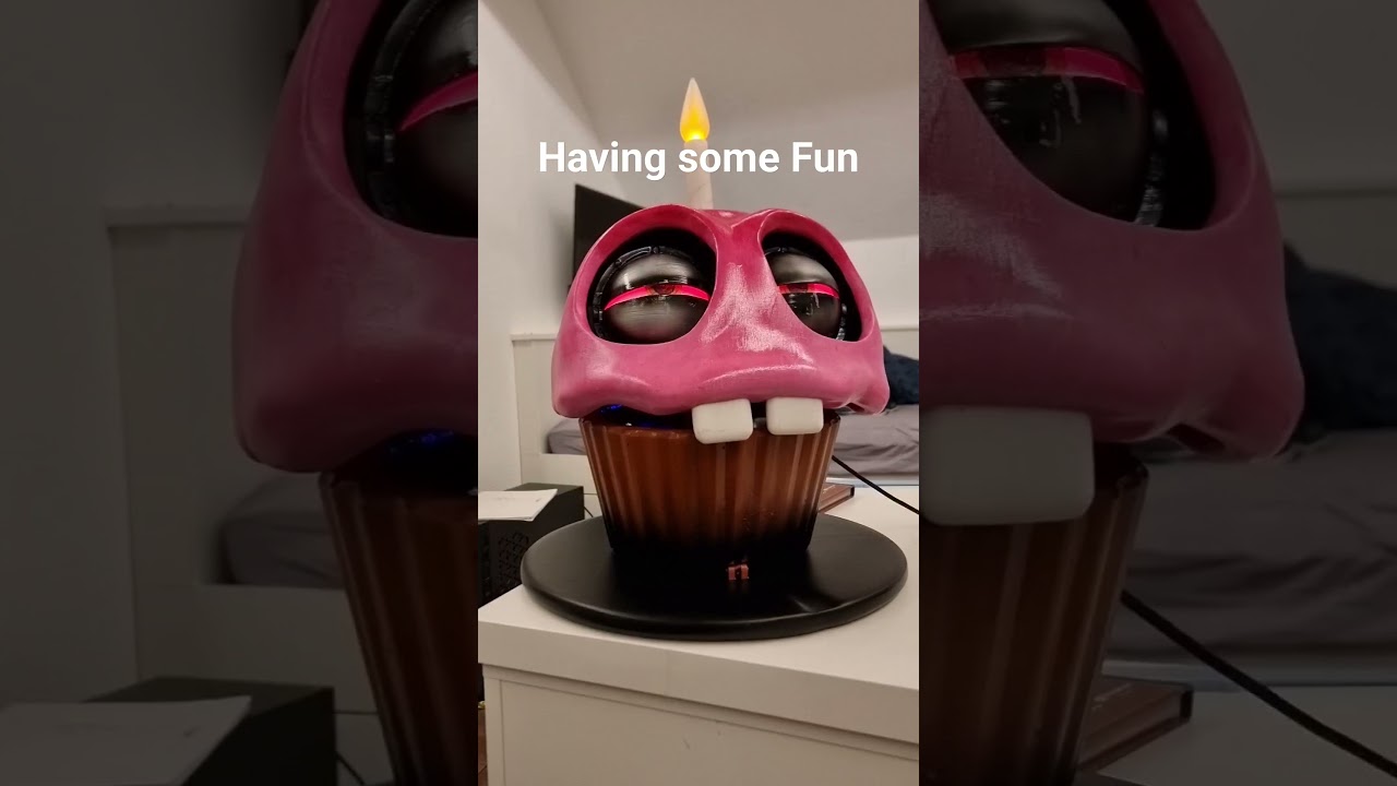 having some fun with him. #animatronics #fnaf #arduino #3dprinting #cupcake