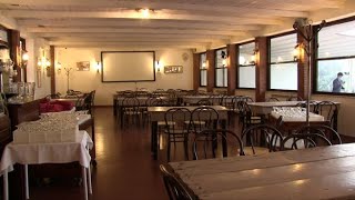 Ristoranti a un passo dal fallimento: «Va bene la distanza, ma ci vuole il contatto umano...