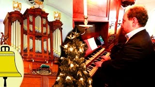 preview picture of video 'Kerstlied: Jezus is geboren, met tekst: Samenzang Hervormde kerk Oostwold'
