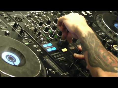 Funk E @ Nights Underground #037 @ Dance FM - 03.11.2011