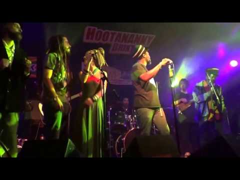 Emeterians & Versionites @ Hootananny 2Feb17 Pt 22 (Medley)