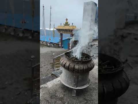 🇳🇵 Kouř nad Ama Yangri