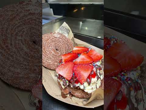 churro ice cream sandwich thumbnail