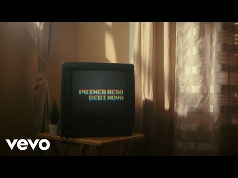 Debi Nova - Primer Beso (Official Video)