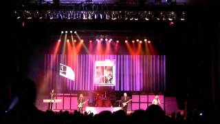 Styx &quot;Superstars&quot; Video wall content