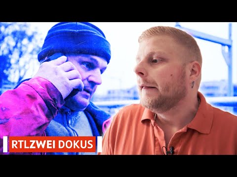 First day at work: Overslept?! | Criminal. Locked up. Fired. | RTLZWEI Documentaries