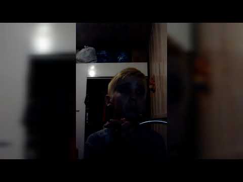 Reagindo a MC kevinho e Simone e simaria