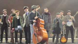 Rise Up Singing - Fields of Athenry (best mix)