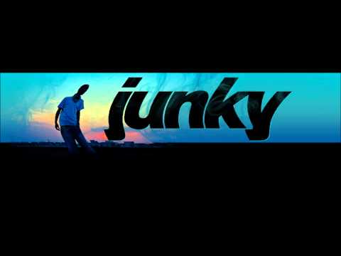 Junky - Tu Nu Vezi (ft Maximilian)