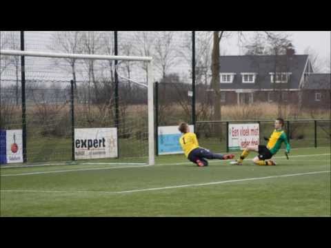 Huizen B4 uit tegen Hertha B2. 23-2-2013 (Foto's)