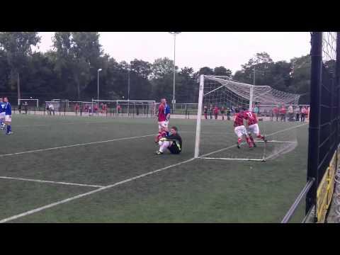 Wasmeer 2 - Houten 2, 2 september 2012, doelpunt Joost Heerschop