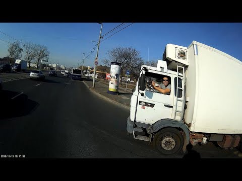 JHS-910 Útonálló fel van háborodva - Cycle path blocker indignated