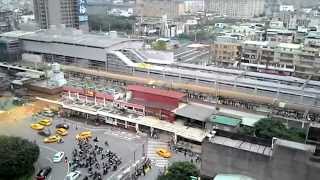 preview picture of video '桃園市桃園火車站，桃園新火車站新建工程興建中 Taoyuan Railway Station New Building Construction, Taiwan'