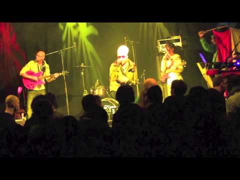 Fyah T - clean & pure/ can't get I down live 2014