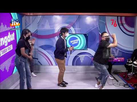 Ryan d'Masiv dan Weda Enak Juga Goyangnya  (Stasiun Dangdut Rek)
