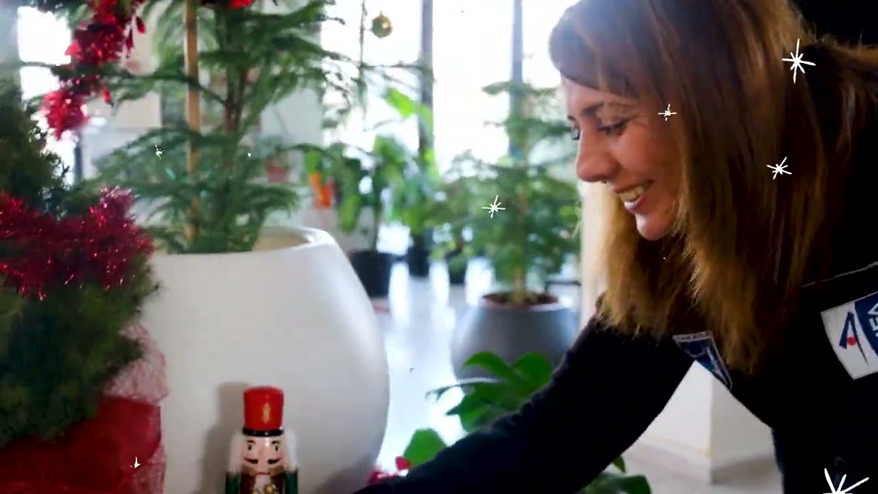 YENİ YILIN RENKLERİ ABB BİTKİ EVLERİNDE VATANDAŞLA BULUŞUYOR