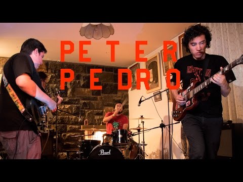 TRICICLO // CAP 14: PETER PEDRO