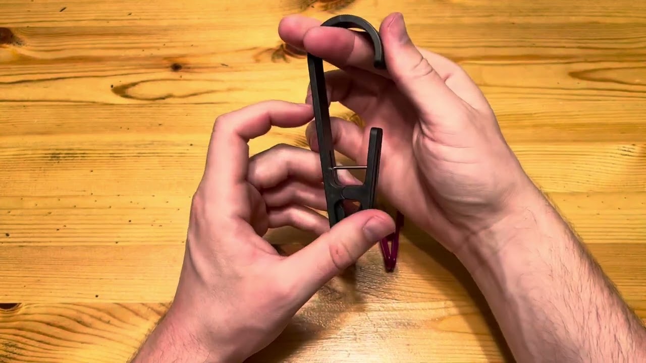 Clothes Pins Compared  XoYoZo vs  Yasanido