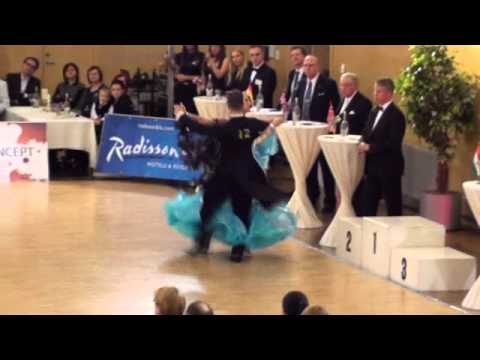 Latvian Standart Championship 2011 Ronalds Ābols - Santa Vitenberga solo tango.wmv