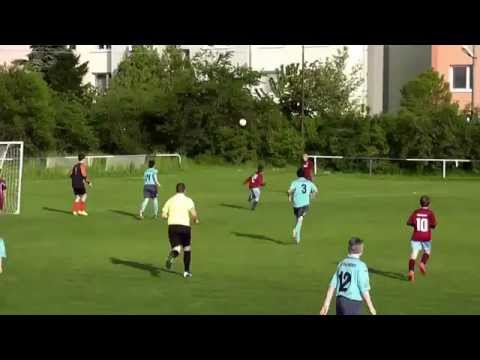 26.Futbalový zápas Vajnory MŽ - LP Domino  5:1   13.5.2015  HD video