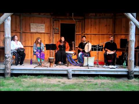 Ani Couni, performed by IO at KornuKopia 2013